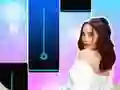 שפּיל Kim Loaiza Piano tiles אָנליין