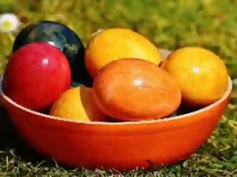 שפּיל Shell Eggs Colored Jigsaw אָנליין