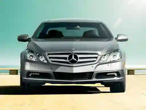 שפּיל E Coupe Cars Puzzle אָנליין