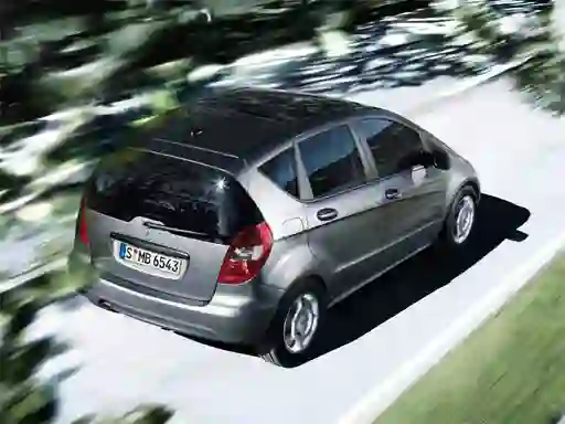 שפּיל A Class Sedan Puzzle אָנליין