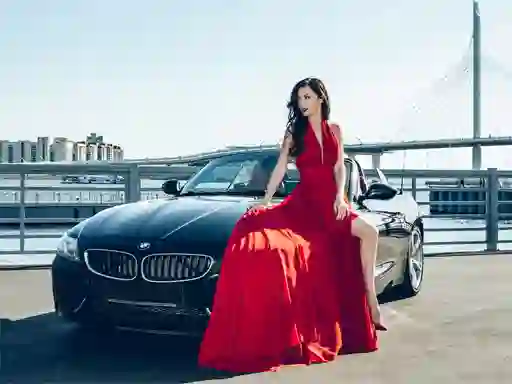 שפּיל Girls and Cars אָנליין