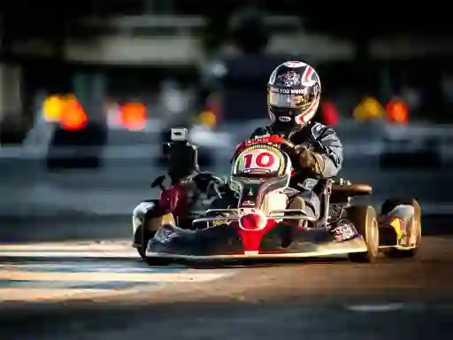 שפּיל Kart Karting אָנליין