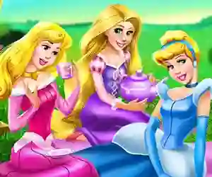 שפּיל Princesses Day Out אָנליין