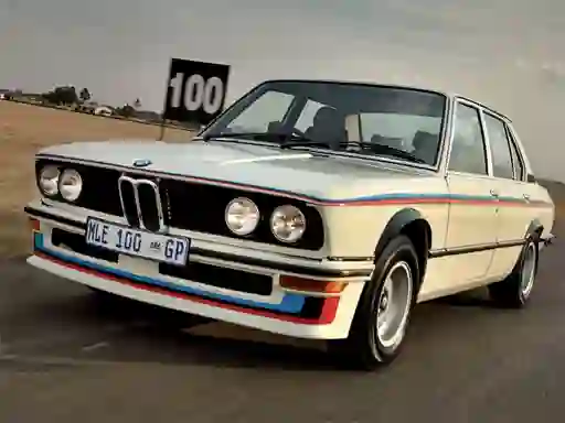 שפּיל BMW 530 MLE אָנליין
