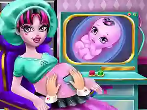 שפּיל Halloween Pregnant Check Up אָנליין