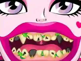 שפּיל Draculaura Bad Teeth אָנליין