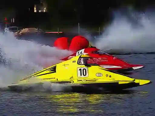 שפּיל Motor Racing Boat אָנליין