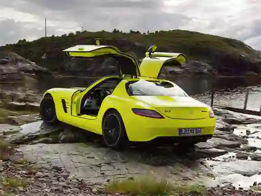 שפּיל Mercedes-Benz SLS E-Cell Puzzle אָנליין