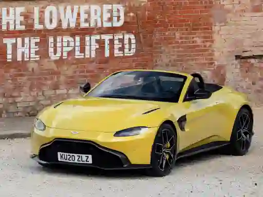 שפּיל Aston Martin Vantage Roadster אָנליין